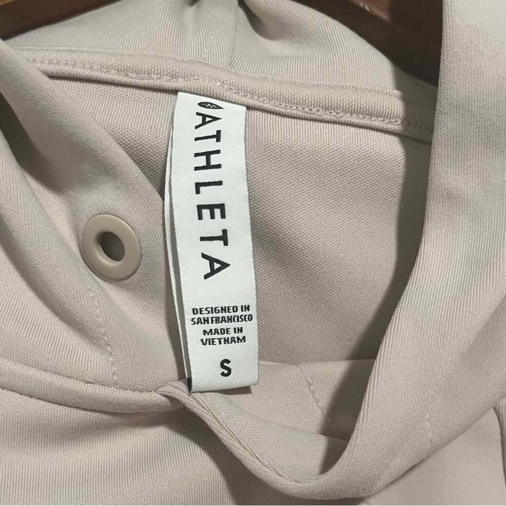 Athleta Mission Hoodie in Abalone Gray - Picture 8 of 8